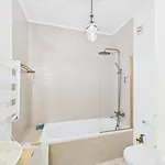 Apartamento Bright 2br W/ Office Space - Alfama Charm | By Airnest Lisboa
