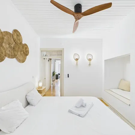 Bright 2br W/ Office Space - Alfama Charm | By Airnest דירה ליסבון