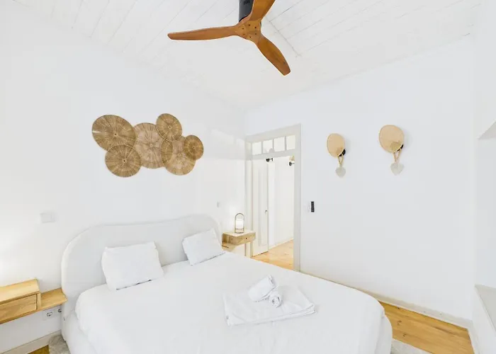 Bright 2br W/ Office Space - Alfama Charm | By Airnest Lissabon